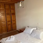 Lina's House בית נופש *