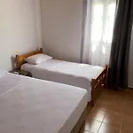Lina's House קאלו ליבאדי